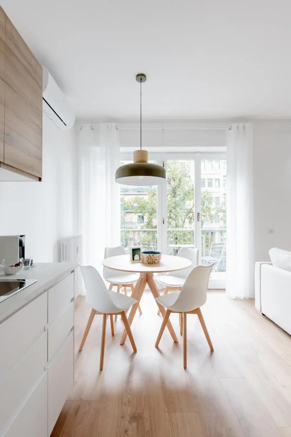 Appartamento Luxury 2 Bedroom Apartament, Close To San Siro, Fiera And 10 Min Metro To Duomo Milano