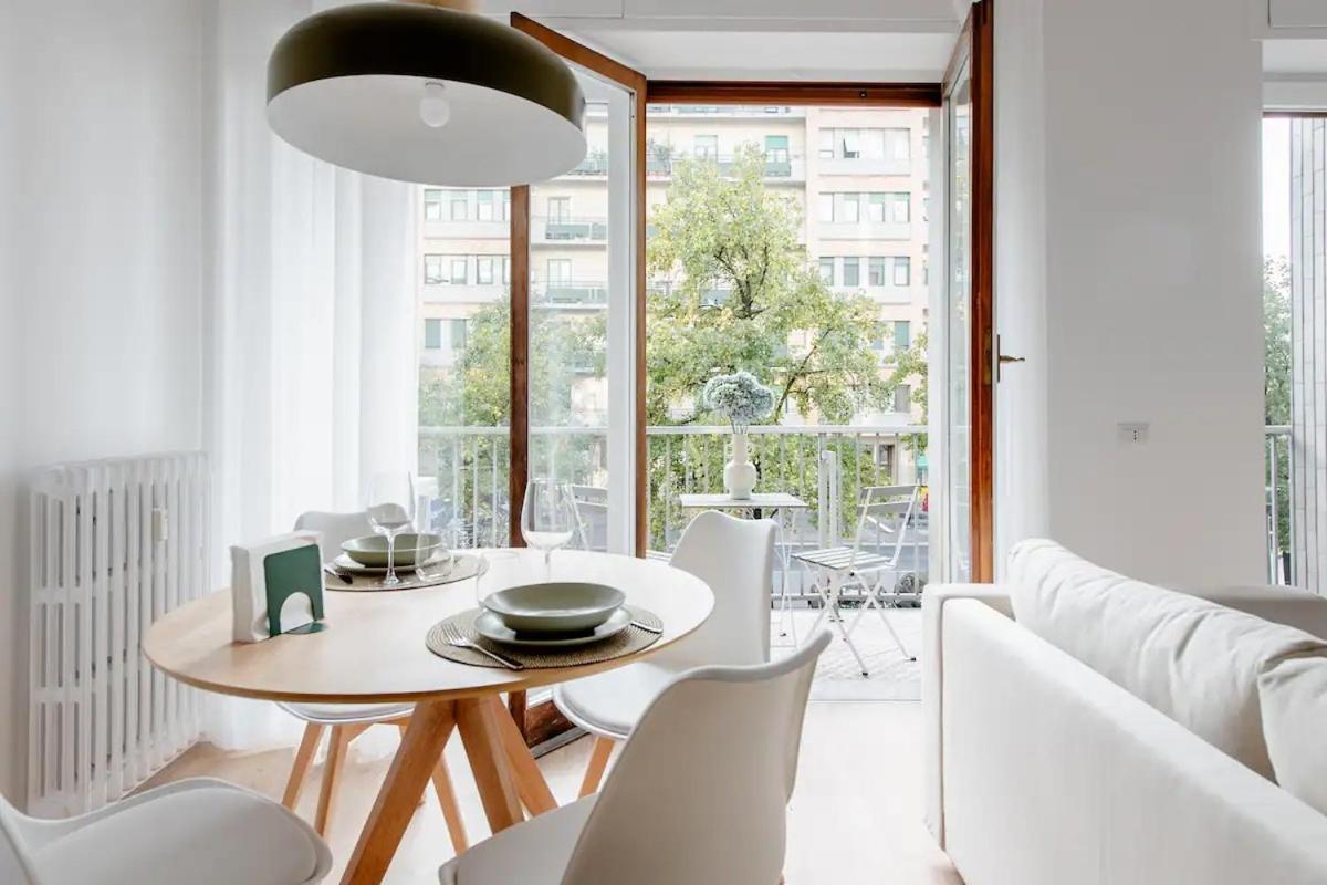 Appartamento Luxury 2 Bedroom Apartament, Close To San Siro, Fiera And 10 Min Metro To Duomo *
